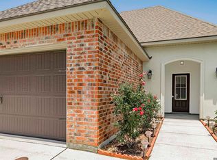 16255 White Rose Dr, Baton Rouge, LA 70817