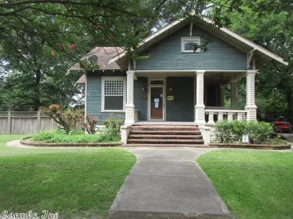 710 S Porter St, Stuttgart, AR 72160
