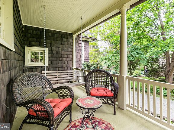 4th image of 219 Church Ln