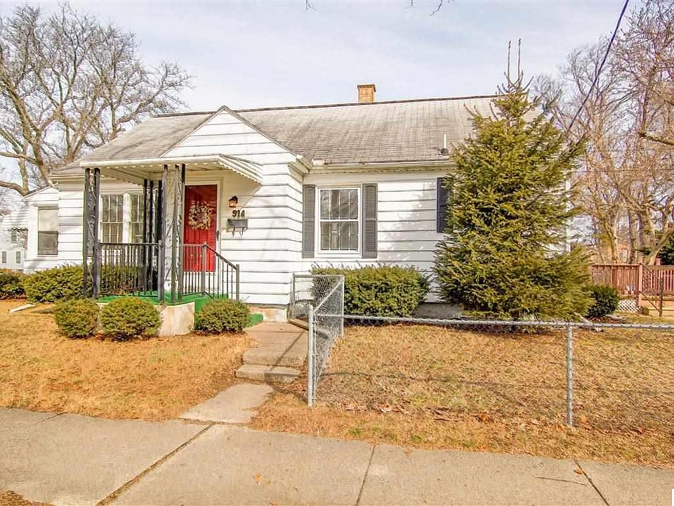 1st image of 914 Oakdale Ave