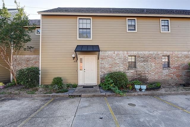 1st image of 1500 W Esplanade Ave APT 34F