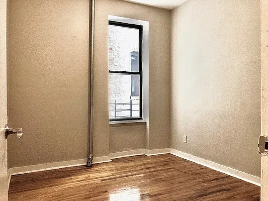 Rented by Matthew Gros-Werter, LREB  | media 39