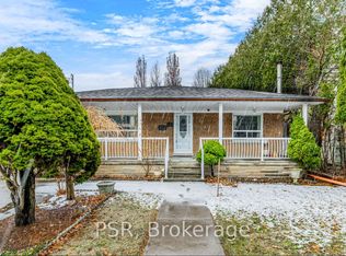 101 Hillmount Ave, Toronto, ON M6B 1X5