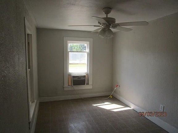 4th image of 610 8th St