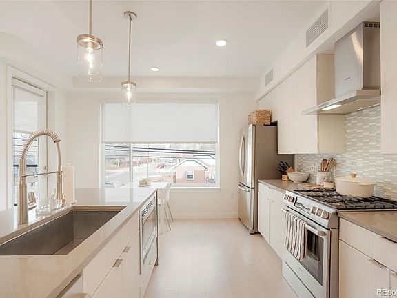 5th image of 1616 S Broadway #217