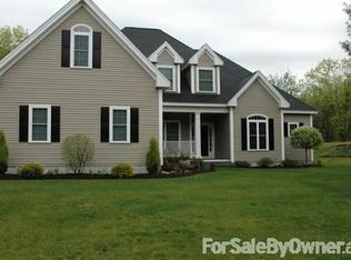 21 Becky Ln, Concord, NH 03301