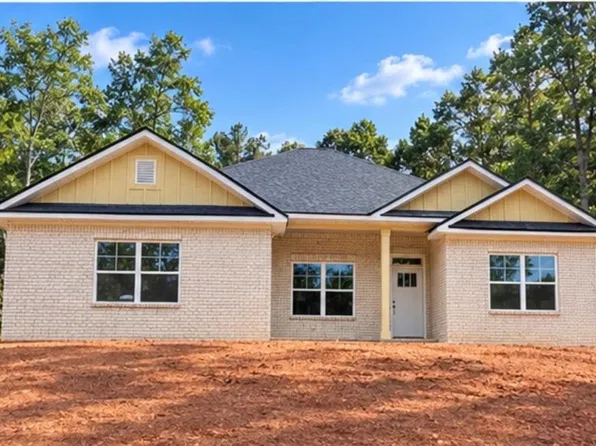 329 Blackberry Ct, Pendergrass, GA 30567