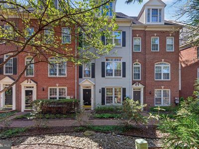 8842 Mansion View Ct, Vienna, VA, 22182