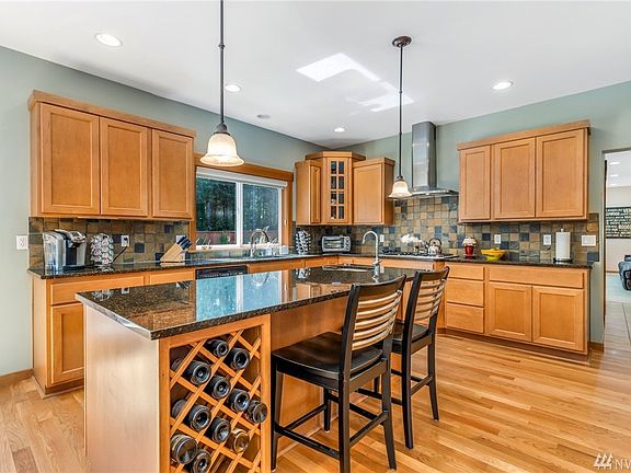 3rd image of 12502 94th St NE