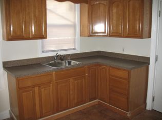 18 Ruthven St, Dorchester, MA 02121