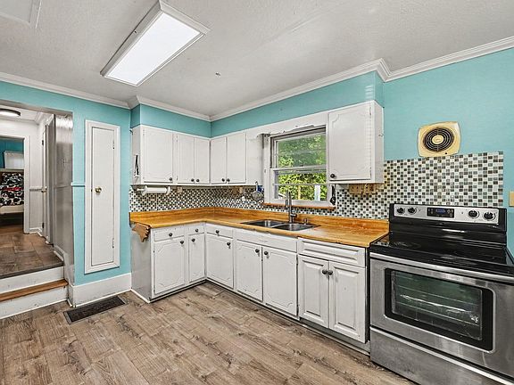 5th image of 502 N Cheatham St