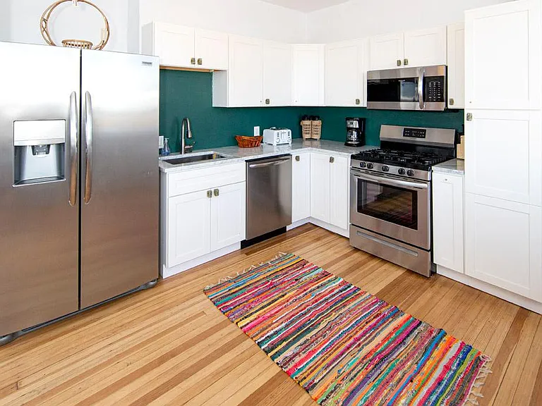 2220 E Colfax Ave — Photo 13