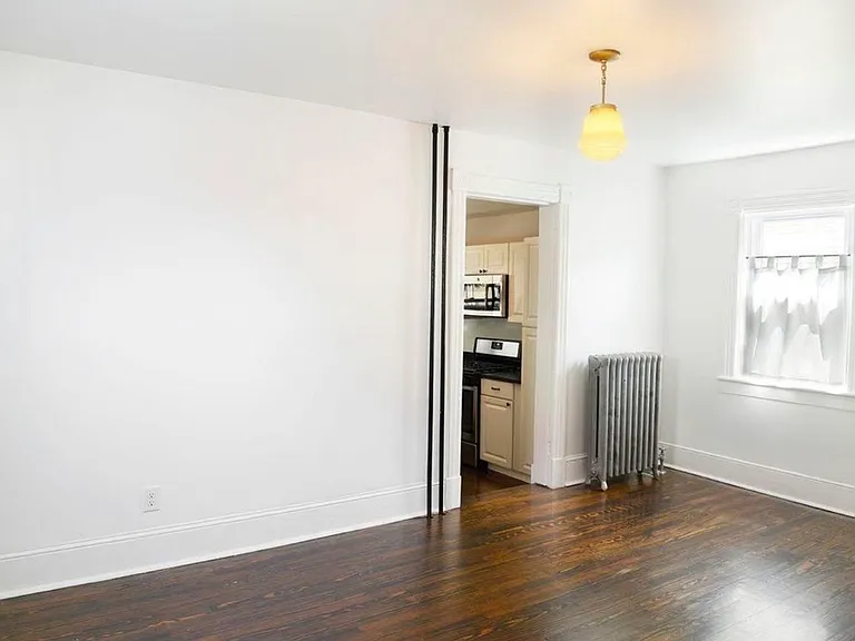 14 S Cedar St — Photo 10