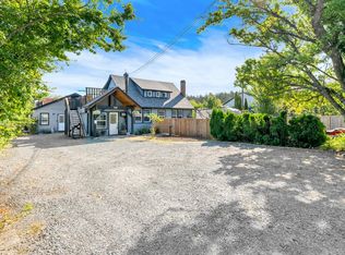 740 Newbury St, Saanich, BC V9A2C1