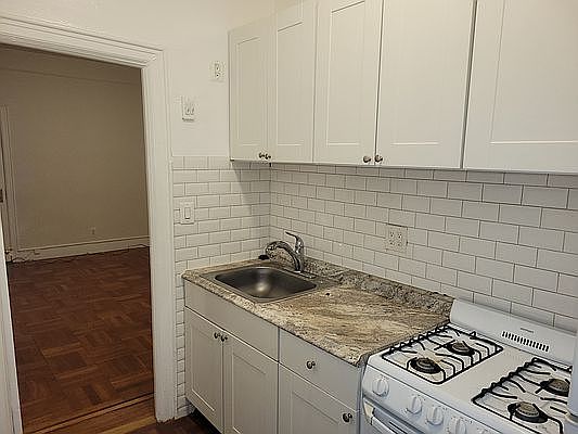1st image of 354 E 77th St APT 3B
