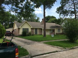 9410 Rowan Ln, Houston, TX 77036