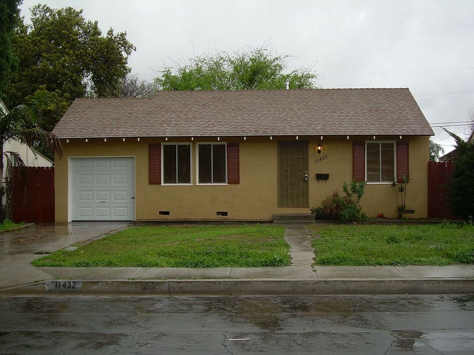 1st image of 11432 Thienes Ave