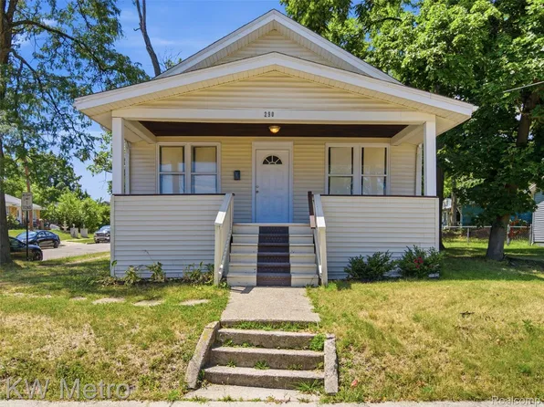290 S Paddock St, Pontiac, MI 48342