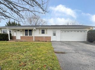 1215 Random Ridge Rd, Westminster, MD 21157