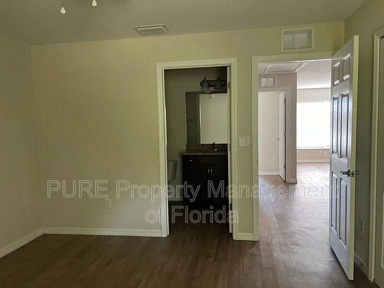 2269 NE 78th Ln — Photo 12