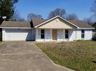408 Bryant Meadows Dr, Bryant, AR 72022