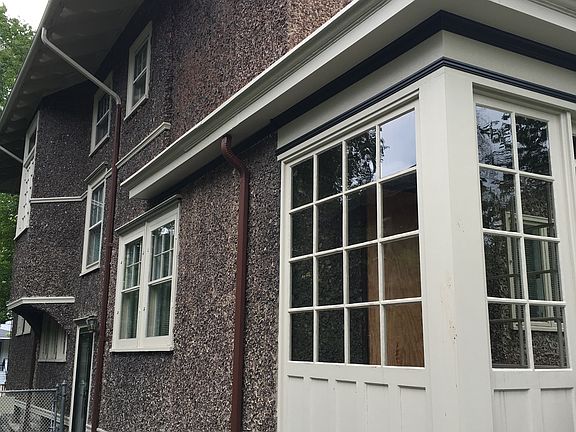 4th image of 114 Windsor Ave
