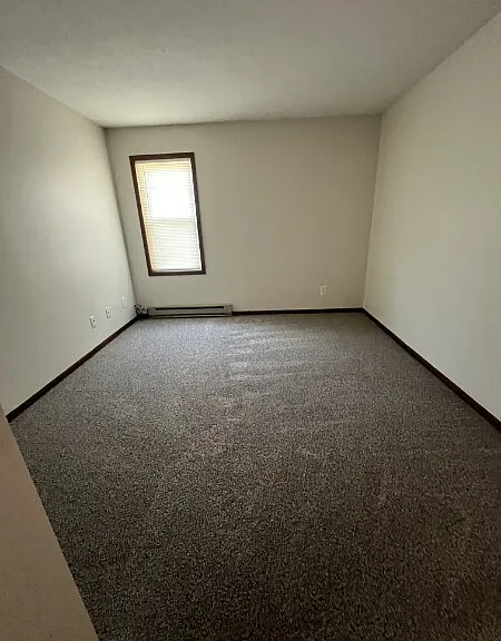 1950 Maple Ave #1950 — Photo 4