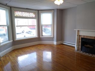 78 West St APT 1R, Worcester, MA 01609