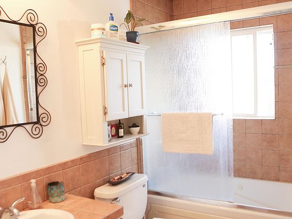 3rd image of 4155 La Salle Ave #1