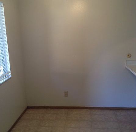 3rd image of 216 W Sacramento Ave APT H