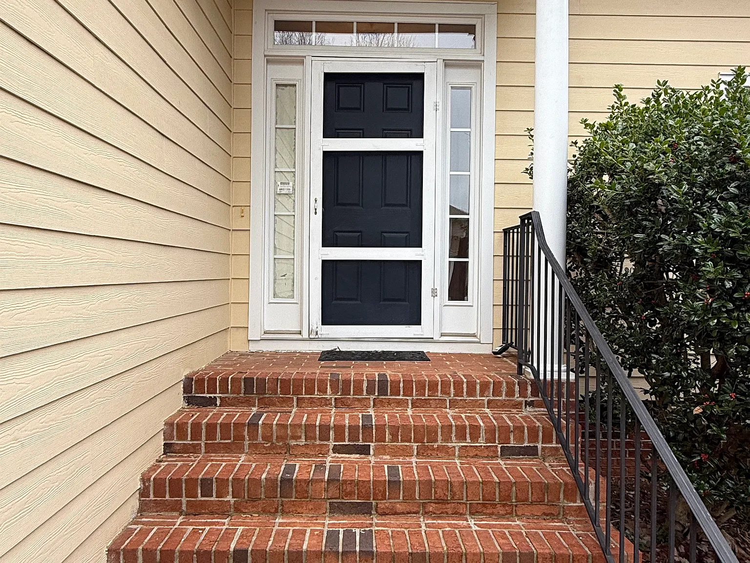 120 S Fields Cir — Photo 2