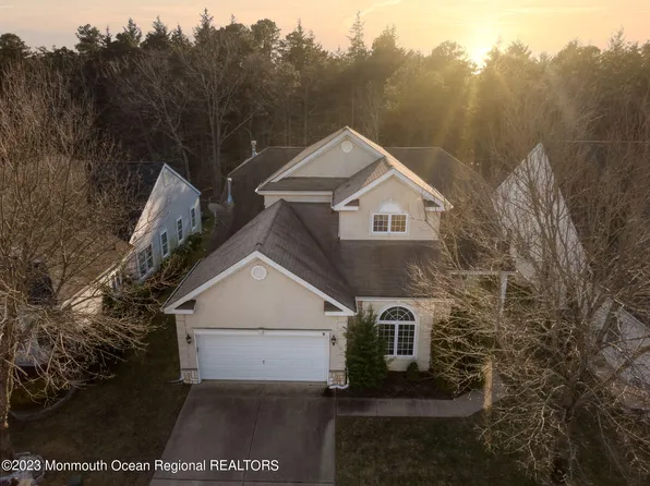 91 Pebble Beach Boulevard, Jackson, NJ 08527