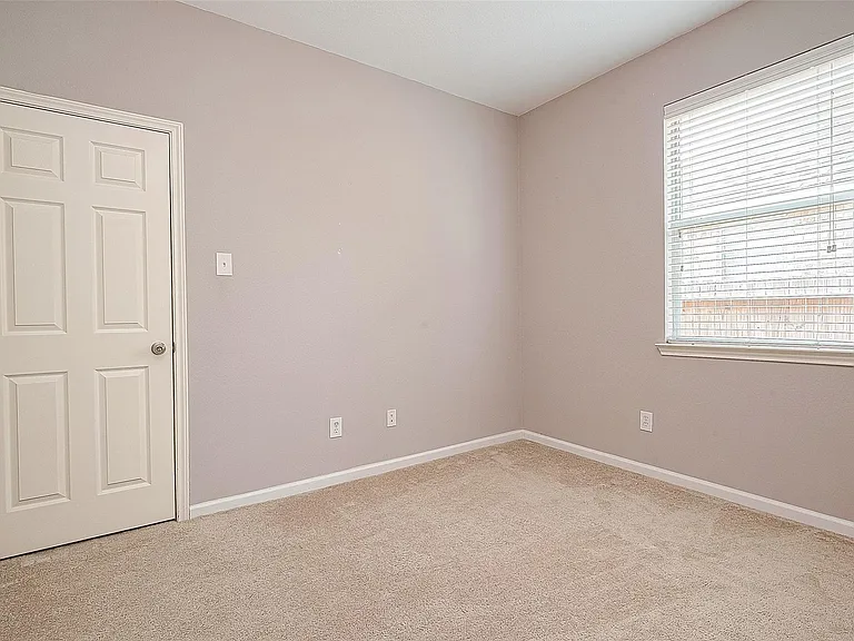 5203 Heatherdawn Ct — Photo 19
