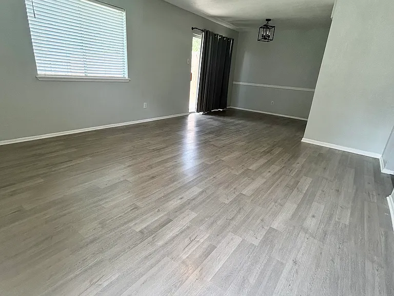 11601 Post Oak Cir #1 — Photo 2