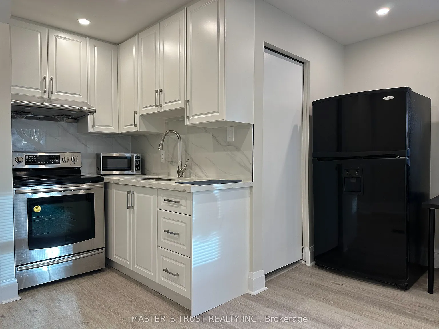 1 bed, $1,650 — Photo 3