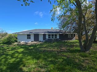 5975 Baseline Rd, Grand Junction, MI 49056
