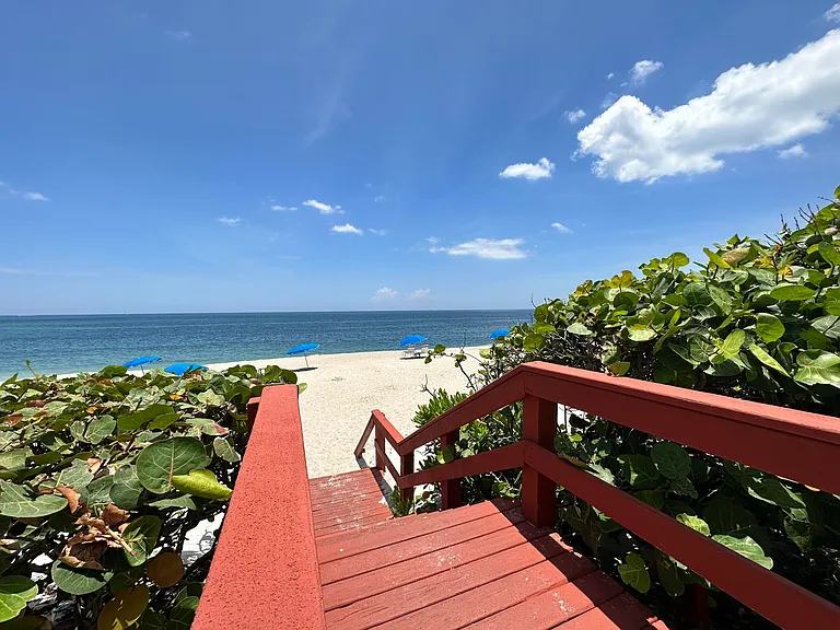4200 N Ocean Dr #1-902 — Photo 21
