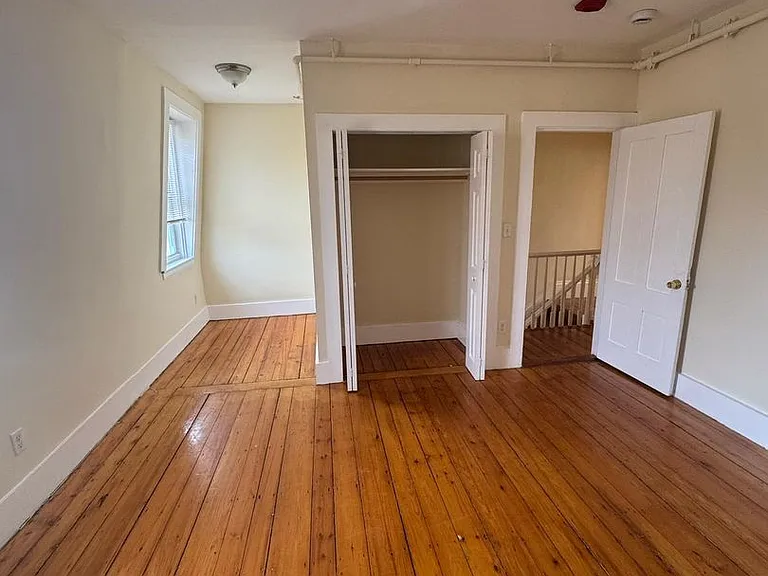10-28 Centennial Pl — Photo 8
