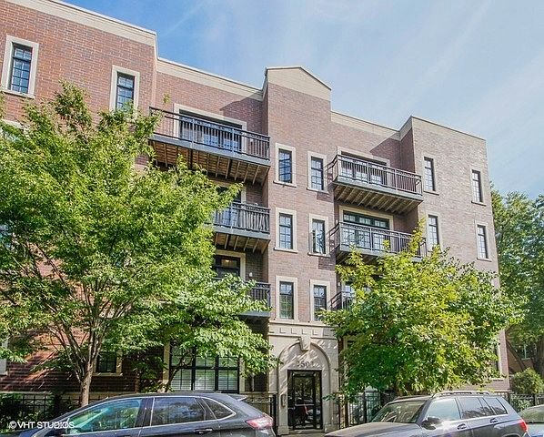 1st image of 2501 N Sheffield Ave APT 2N