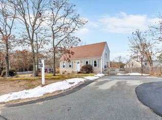 39 Papnomett Road, Mashpee, MA 02649