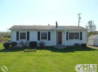 7739 Cribbins Rd, Croswell, MI 48422