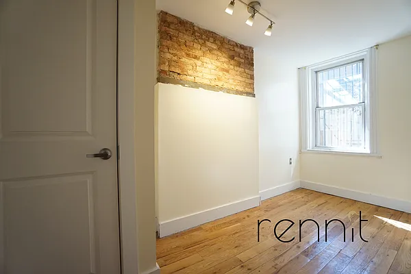 Rented by Rennit Inc. | media 12