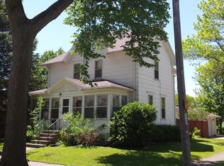 145 Kalman Ave, Readlyn, IA 50668