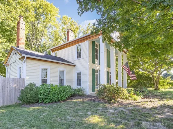 116 Maple St, Harveysburg, OH 45032