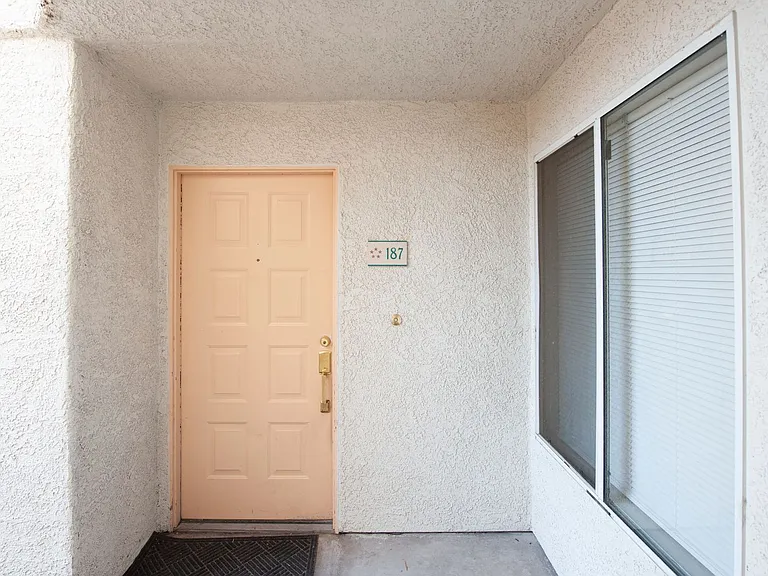 8452 Boseck Dr #187 — Photo 23