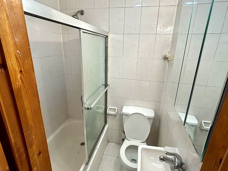 1345 De Kalb Ave #1B — Photo 10