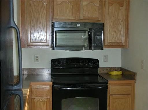 2nd image of 1321 Woodbine Ave