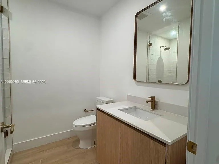 90 NE 32nd St #210 — Photo 9