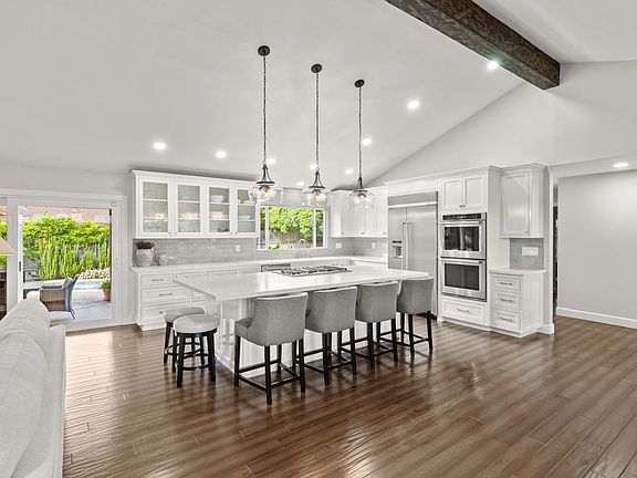 4th image of 1021 Bogue Rd