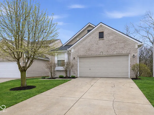 3431 Ashgrove Dr, Indianapolis, IN 46268